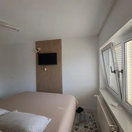 Kuestenheim-50 M² M.terasse U.parken Vakantiehuis