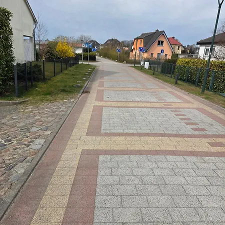 Kuestenheim-50 M² M.terasse U.parken Koserow